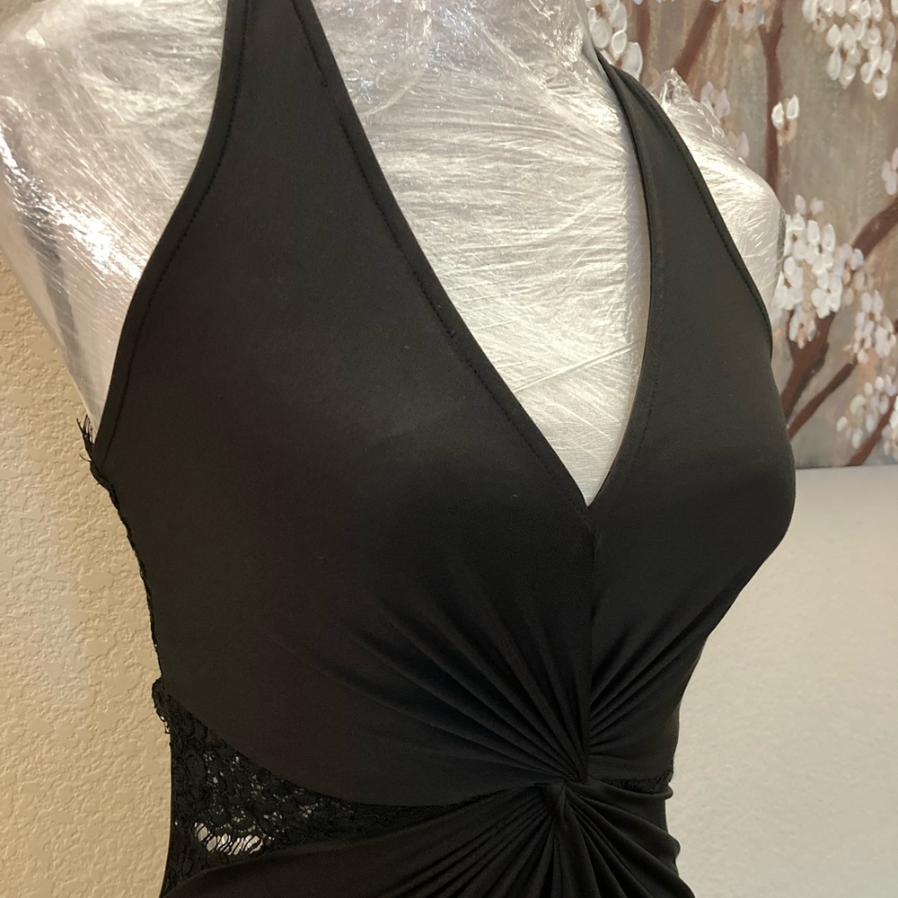 Black V-Line Lace Long Slit Dress - Picture 2 of 7